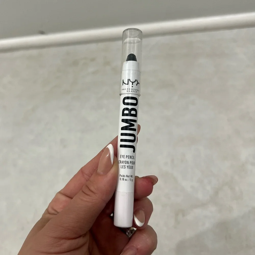 NYX Jumbo Eye Pencil Black Bean JEP601